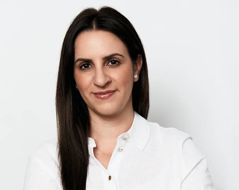 Stefanie-Fontana-n